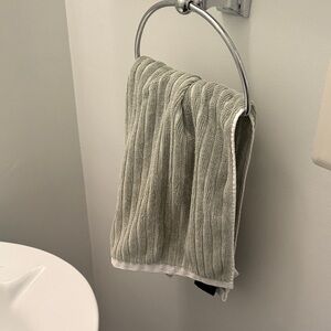 Elegant hand Towel